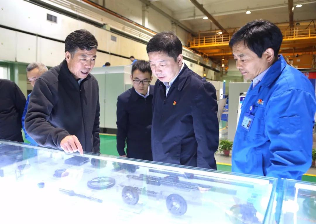省国资委主任王海鹏到bifa必发集团调研指导工作